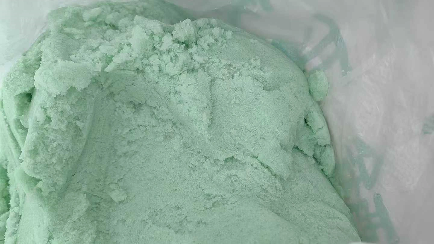 硫酸亚铁产品图片-水处理用硫酸亚铁